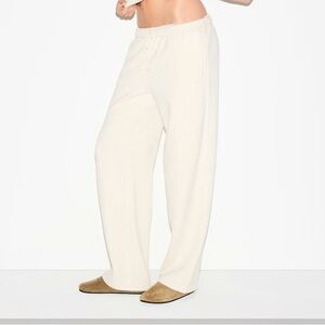SKIMS Cotton Fleece Classic Straight Leg Pant S Oatmeal Heather NWT